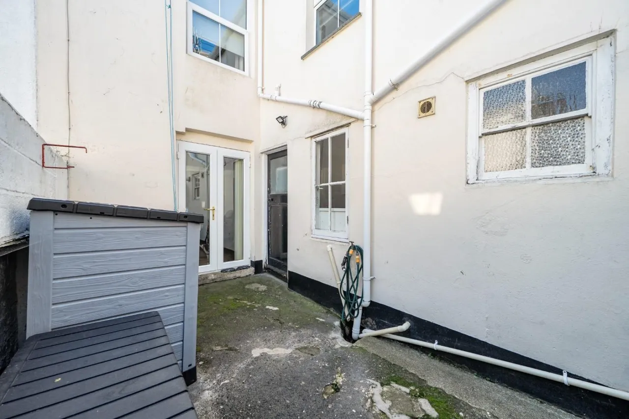 Park Road, Newlyn, TR18, photo 25