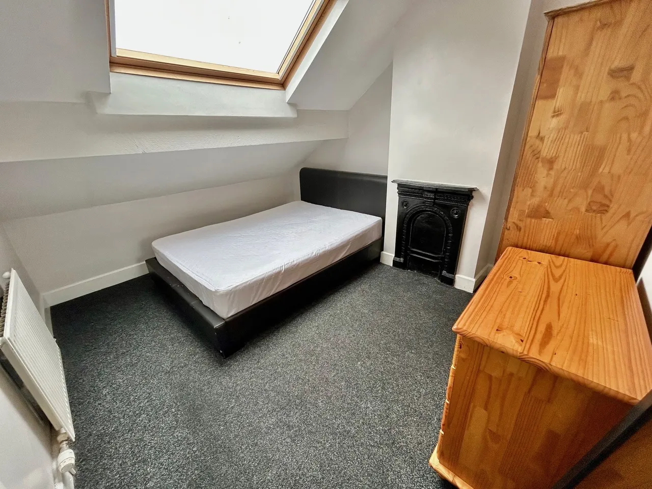 Lausanne Road, Manchester, photo 23