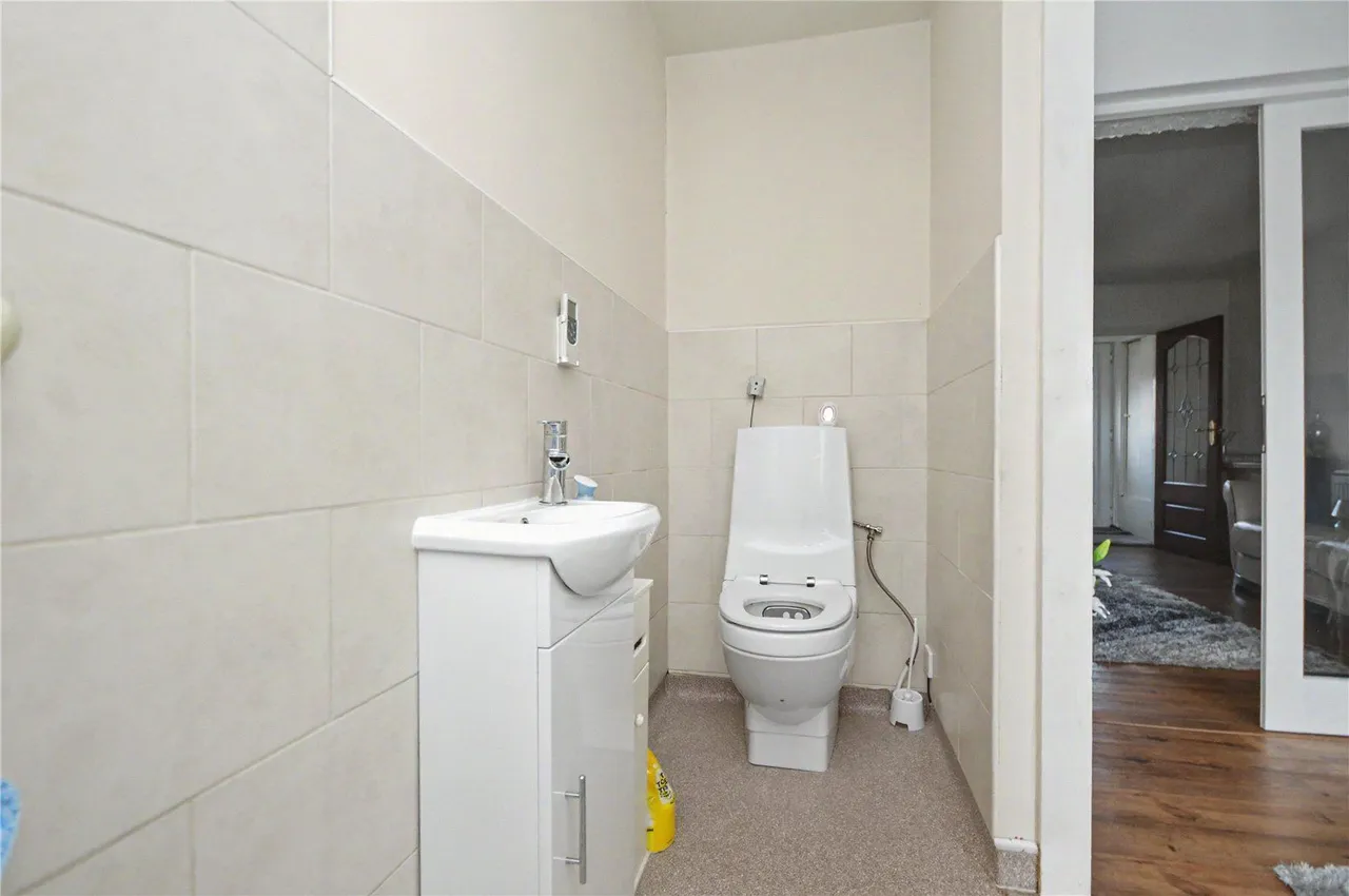 Intake Lane, Middleton, LS10, photo 7