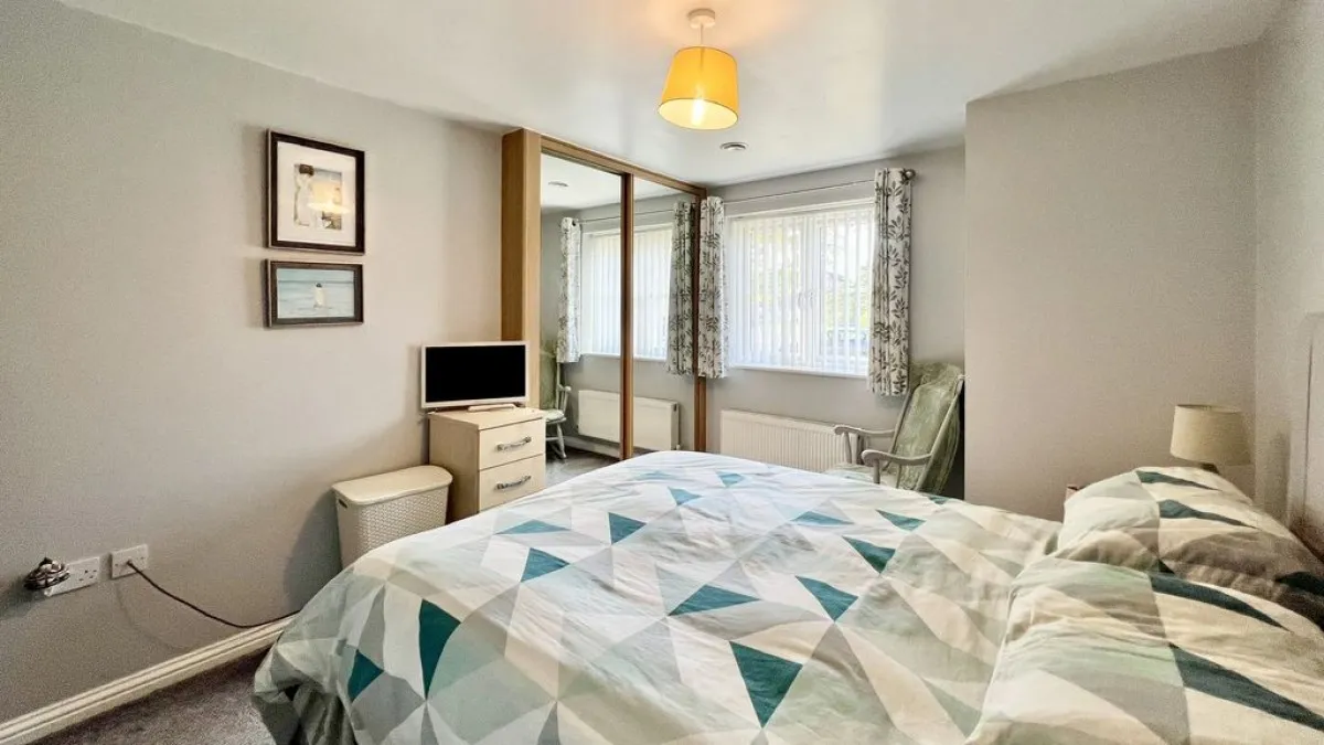 Pintail Close, Scunthorpe, photo 7
