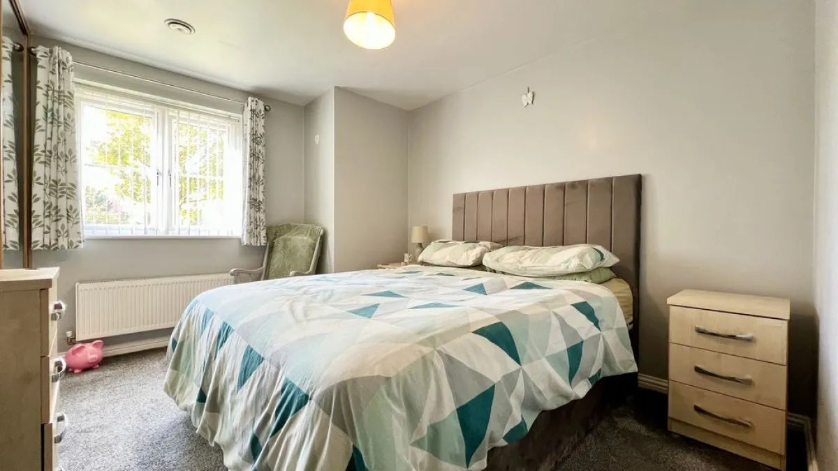 Pintail Close, Scunthorpe, photo 6