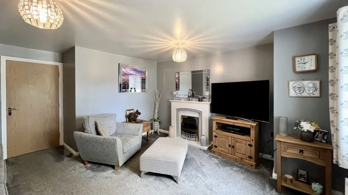 Pintail Close, Scunthorpe, photo 4