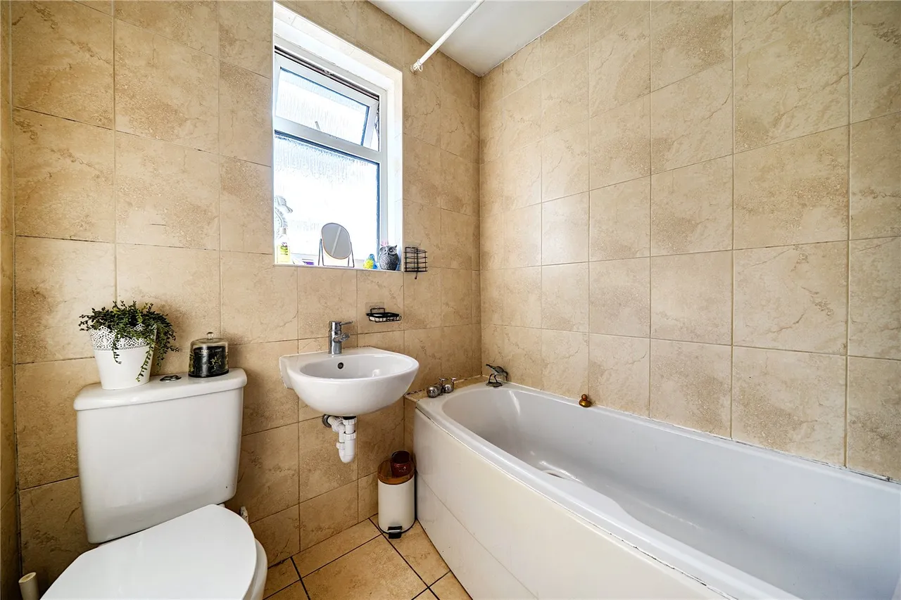 Meadow Road, Craven Arms, SY7, photo 11