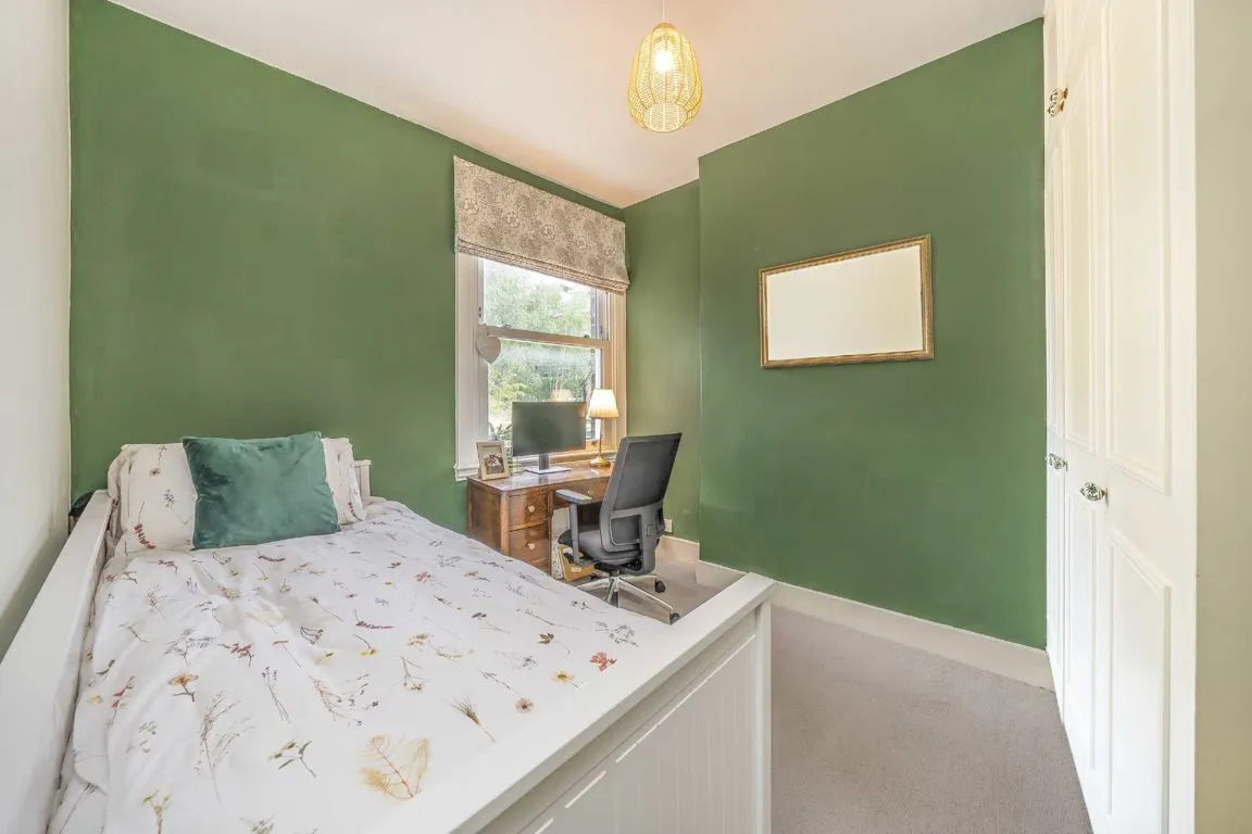 Aslett Street, SW18, photo 7