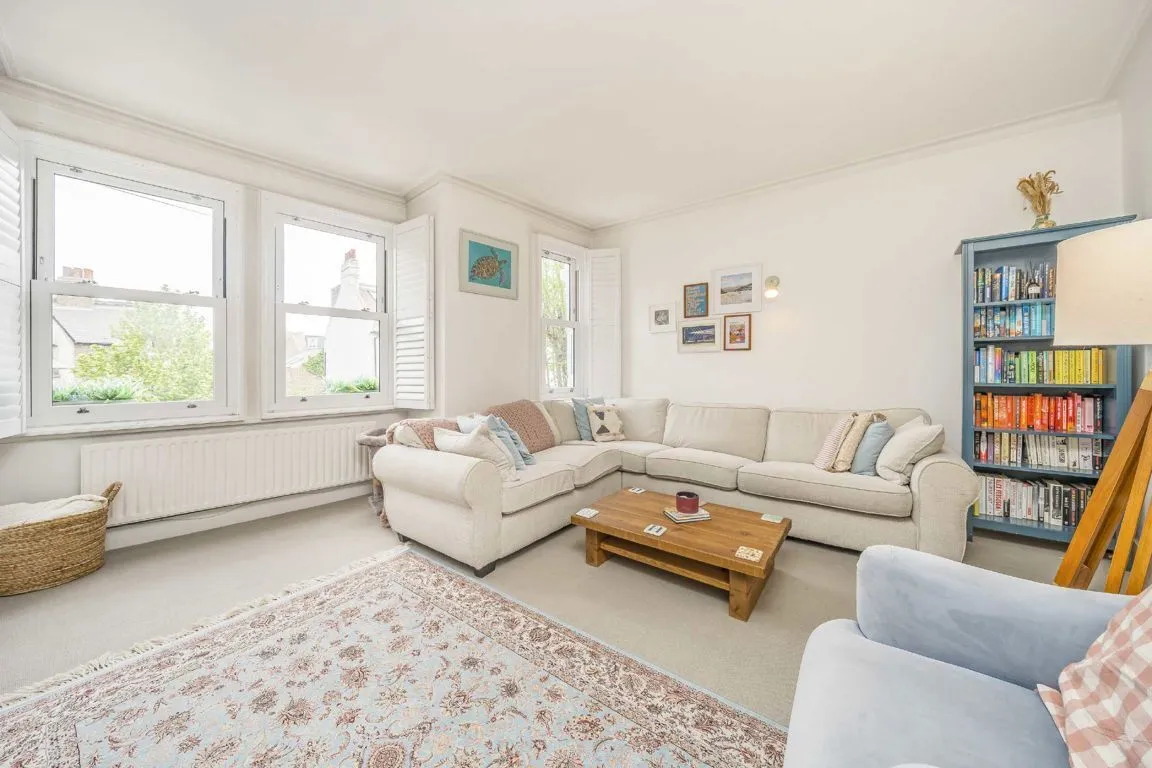 Aslett Street, SW18, photo 6