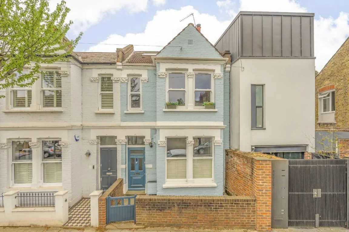 2 bed property for sale, Aslett Street, SW18