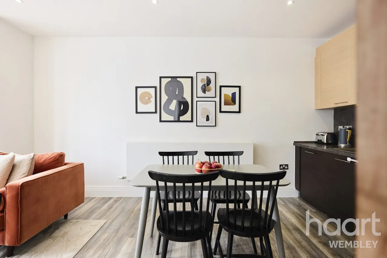 Manor Park Road, London, NW10, photo 18