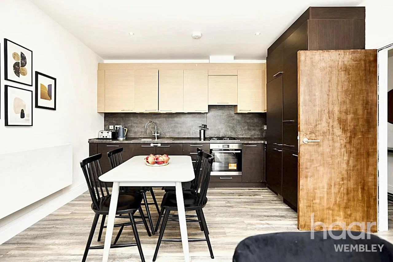 Manor Park Road, London, NW10, photo 9