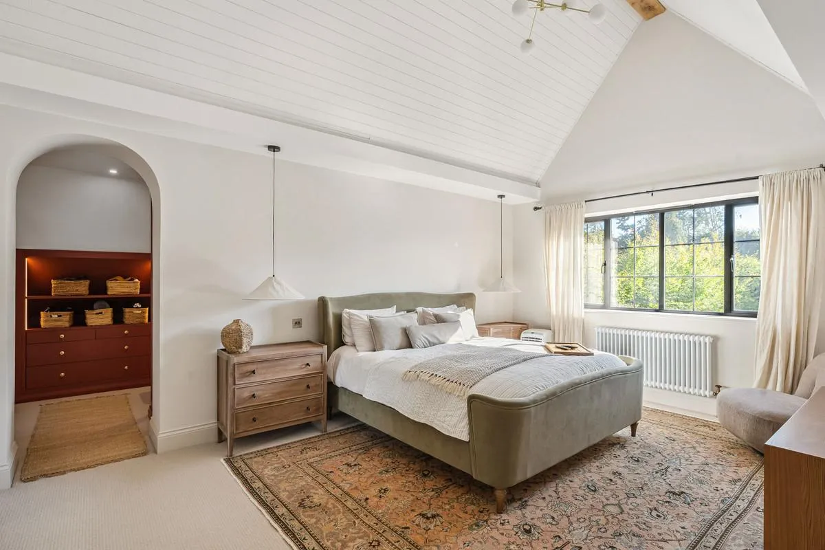 Fairmile Lane, Cobham, KT11, photo 19