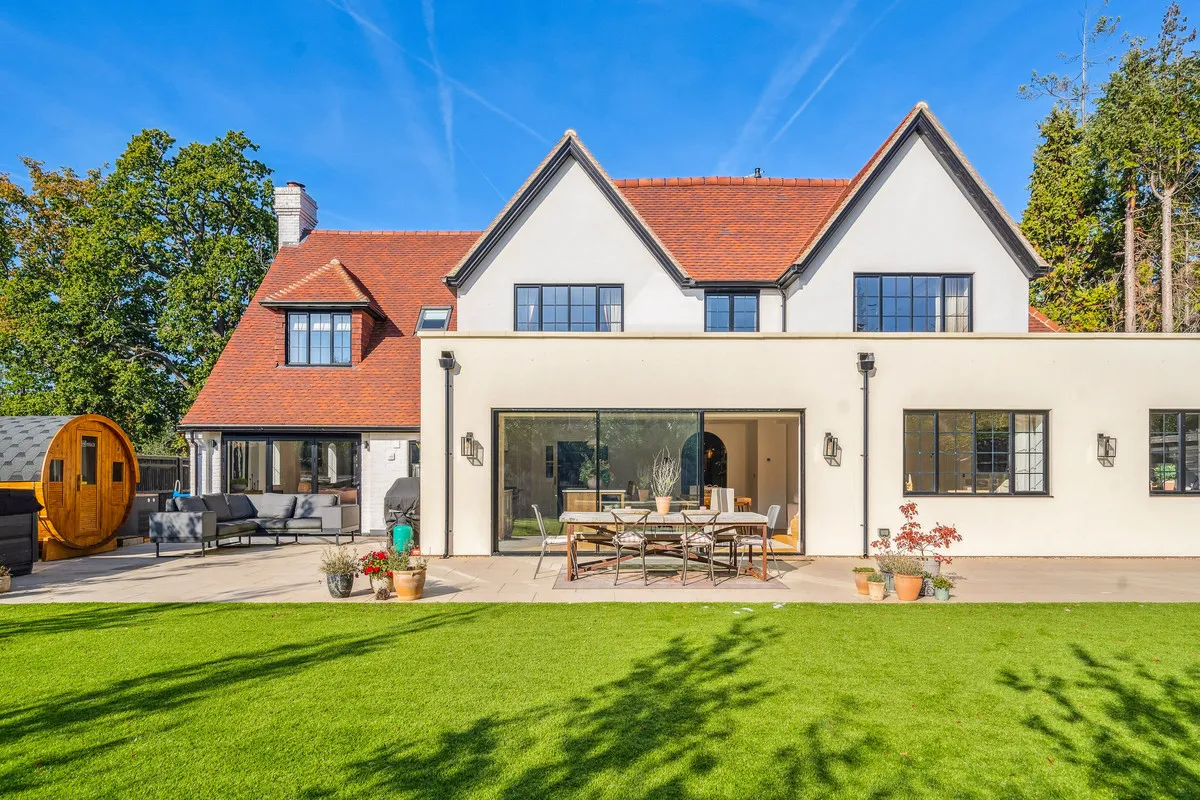 Fairmile Lane, Cobham, KT11, photo 3