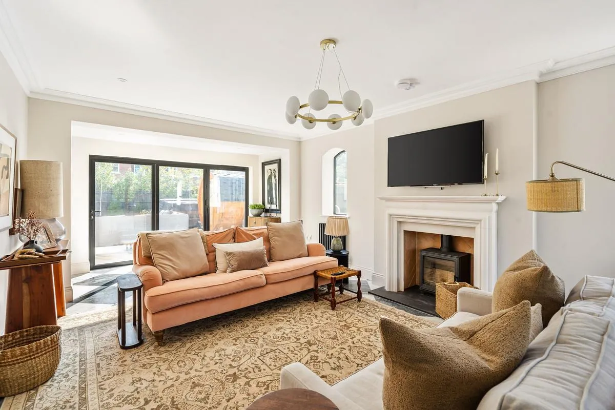 Fairmile Lane, Cobham, KT11, photo 16