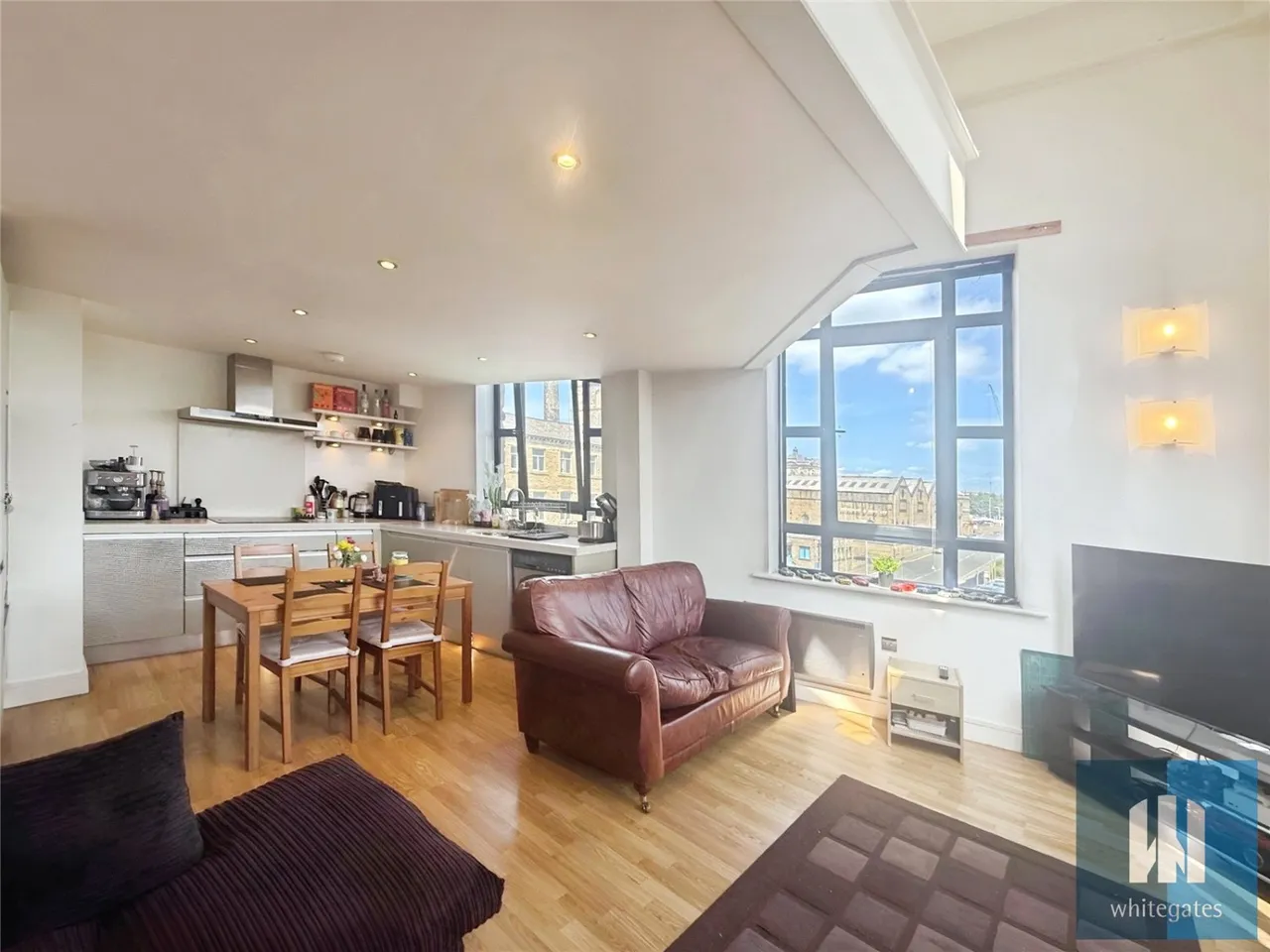 Firth Street, Huddersfield, HD1, photo 2