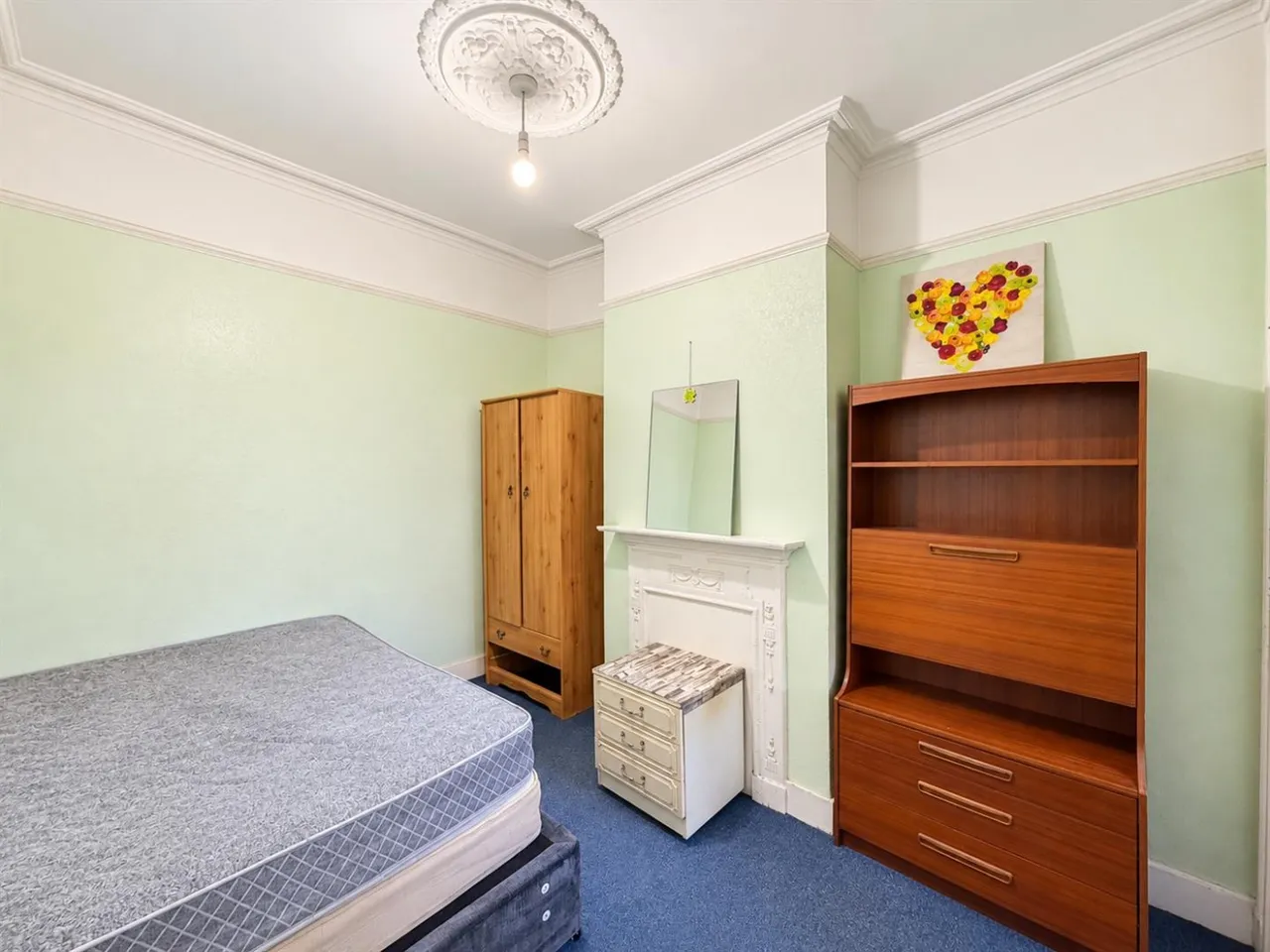 Terraced To LetGrove Road, Hounslow, TW3, photo 9
