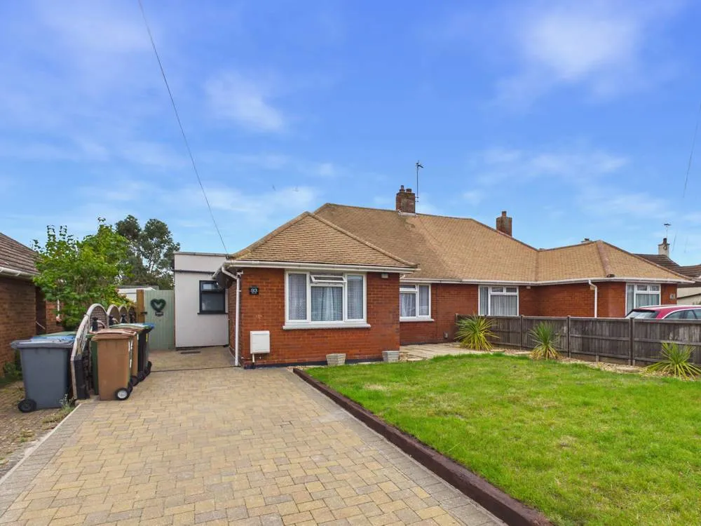 2 bed house for sale, Mill Lane, Felixstowe, IP11