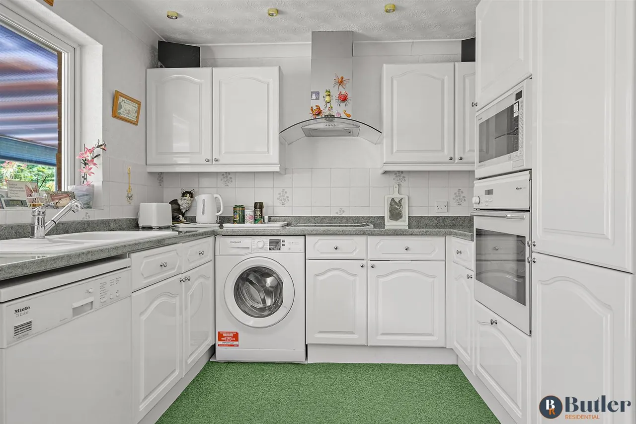 Vienna Grove, Milton Keynes, MK13, photo 10