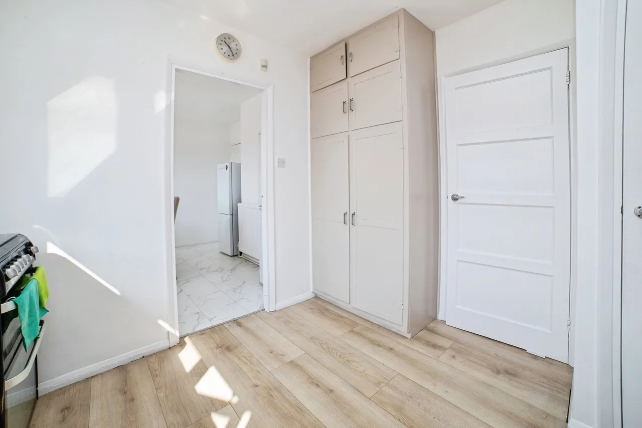 Beck Crescent, Mansfield, Nottinghamshire, NG19, photo 7