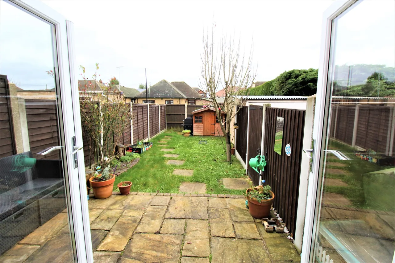 Northlands Close, Stanford-le-Hope, Essex, SS17 8DL, photo 5