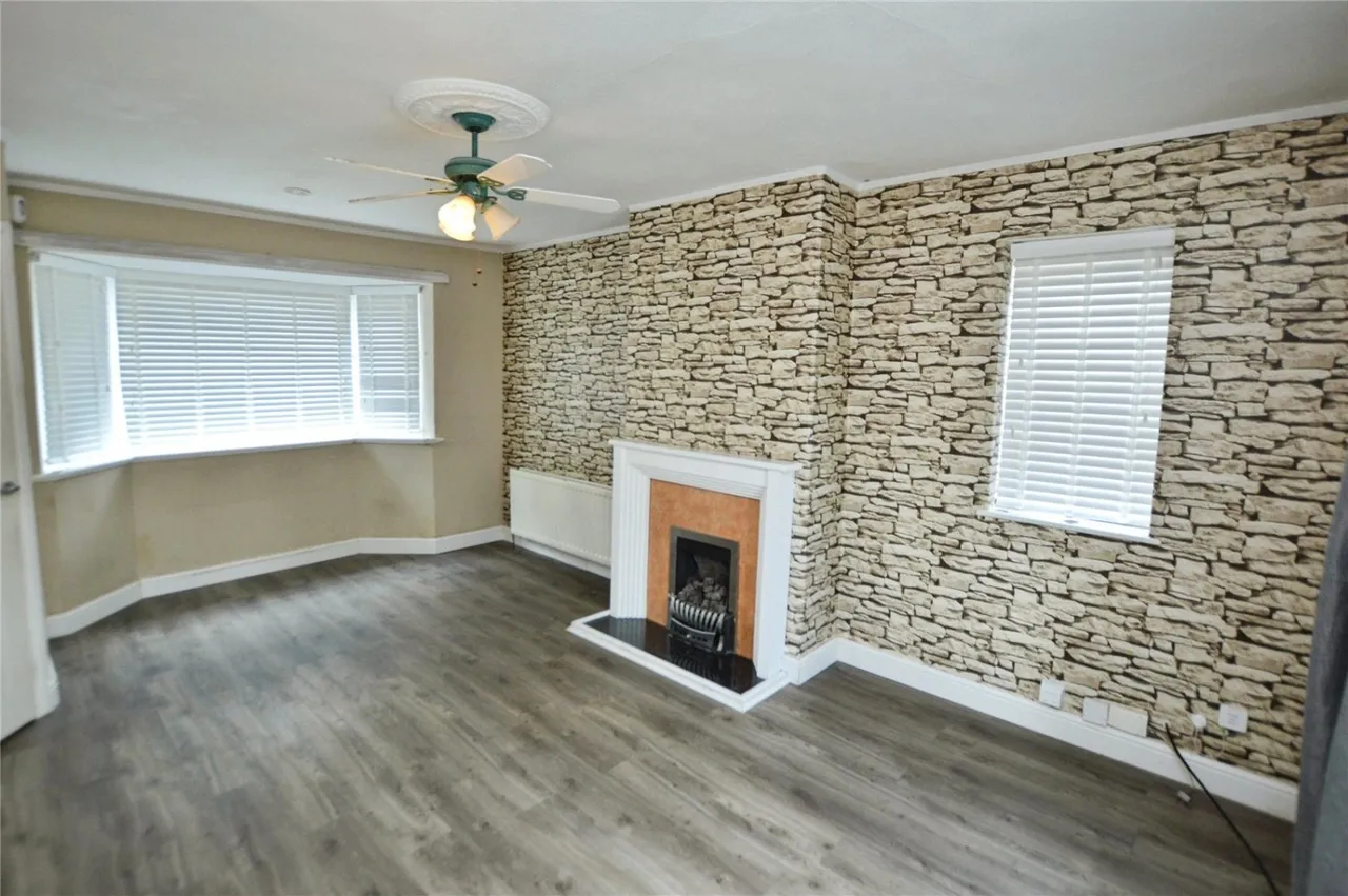 Middleton Park Avenue, Leeds, LS10, photo 7
