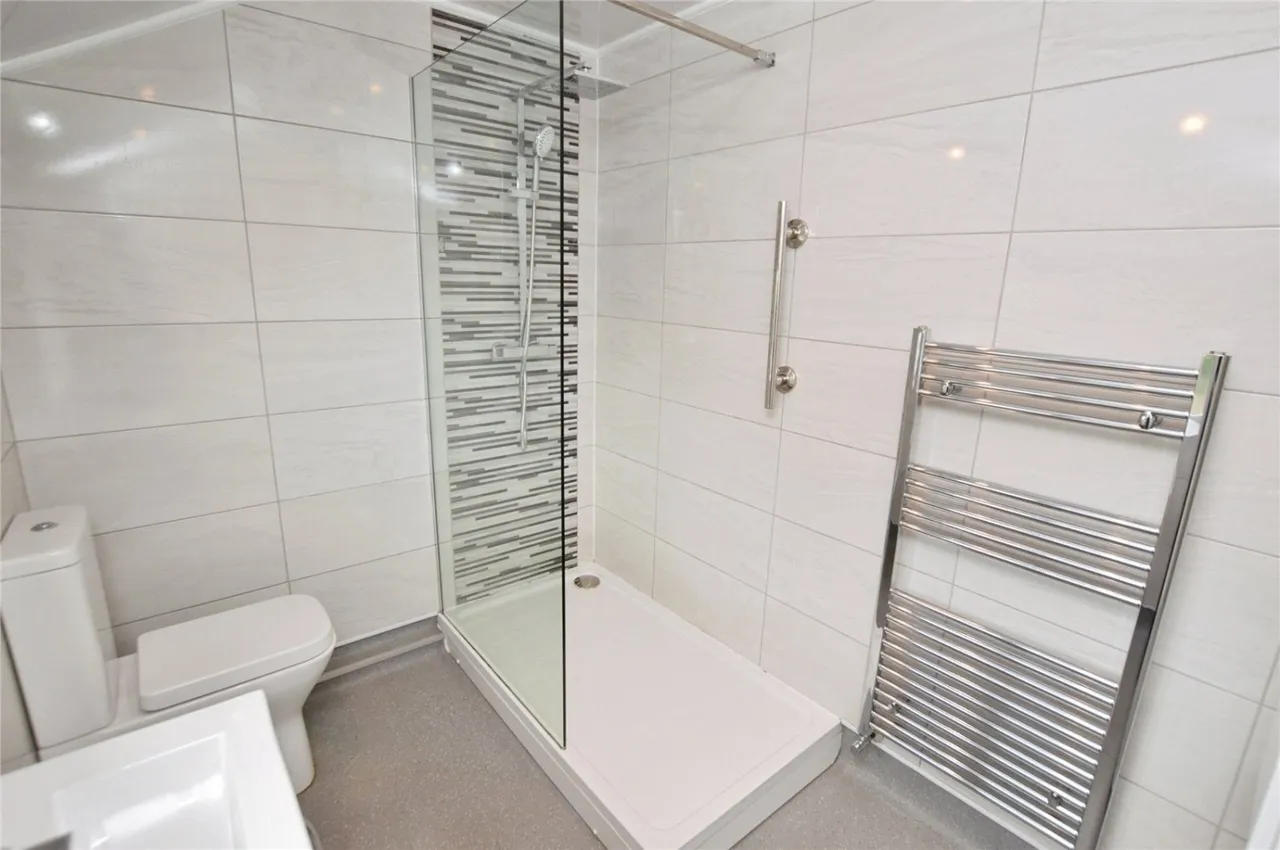 Middleton Park Avenue, Leeds, LS10, photo 15