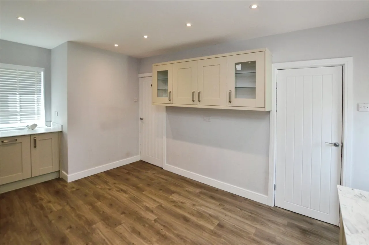 Middleton Park Avenue, Leeds, LS10, photo 4