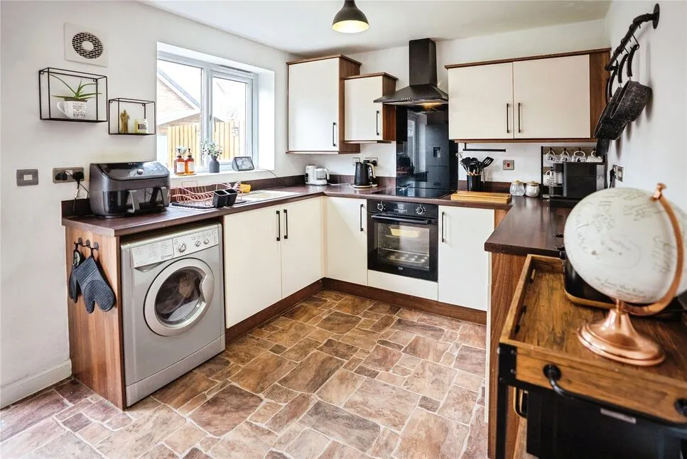 Capito Drive, North Hykeham, Lincolnshire, LN6, photo 4