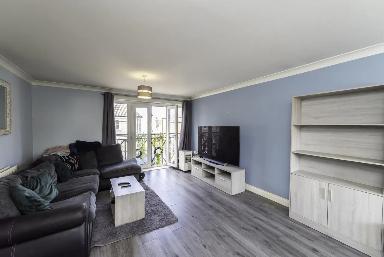 Gaveller Road, Swindon, SN25, photo 3