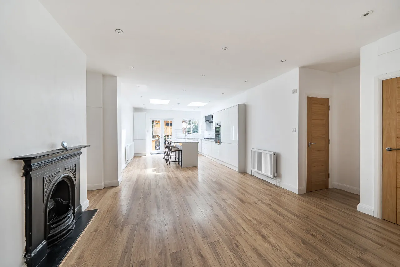 Brunswick Grove, Friern Barnet, London, N11, photo 3