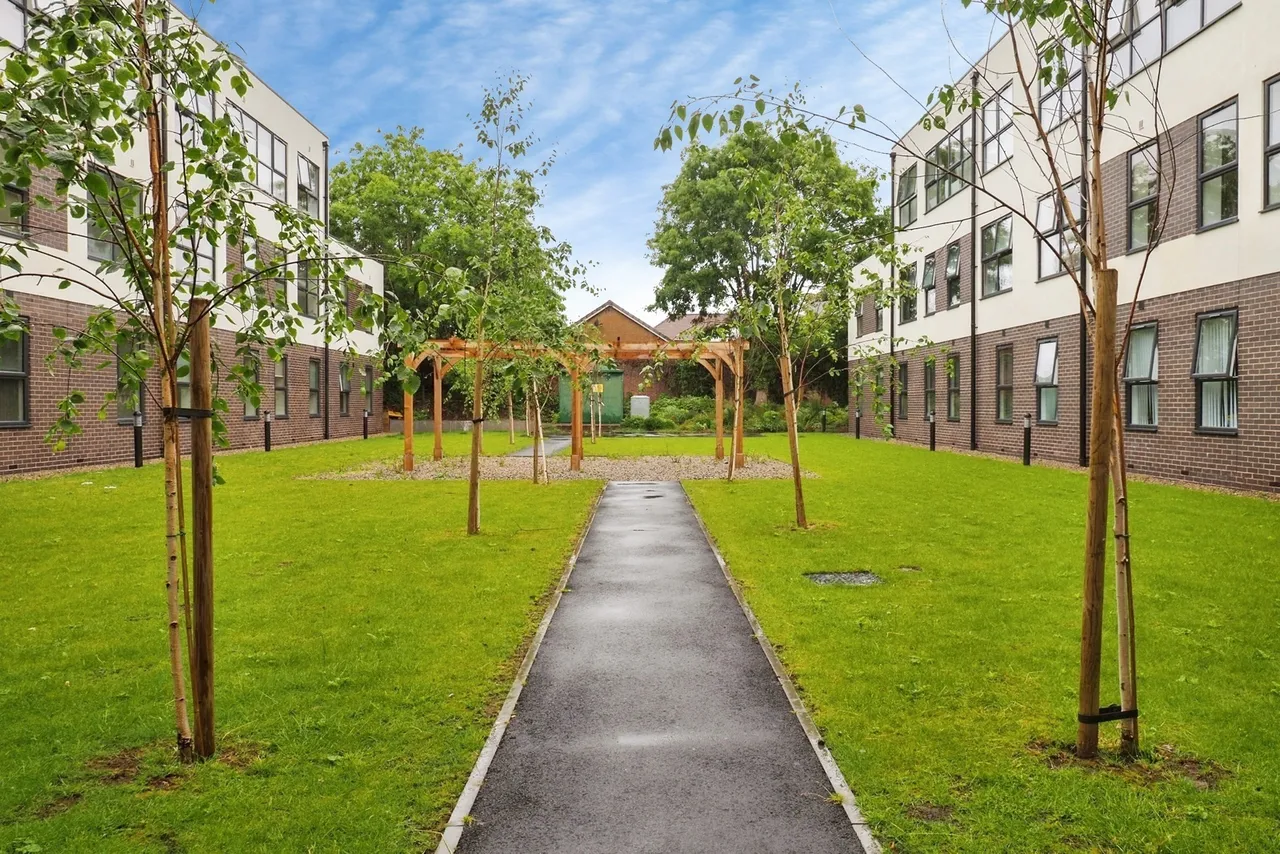 Tulip Street, Chilwell, Beeston, Nottingham, NG9, photo 4