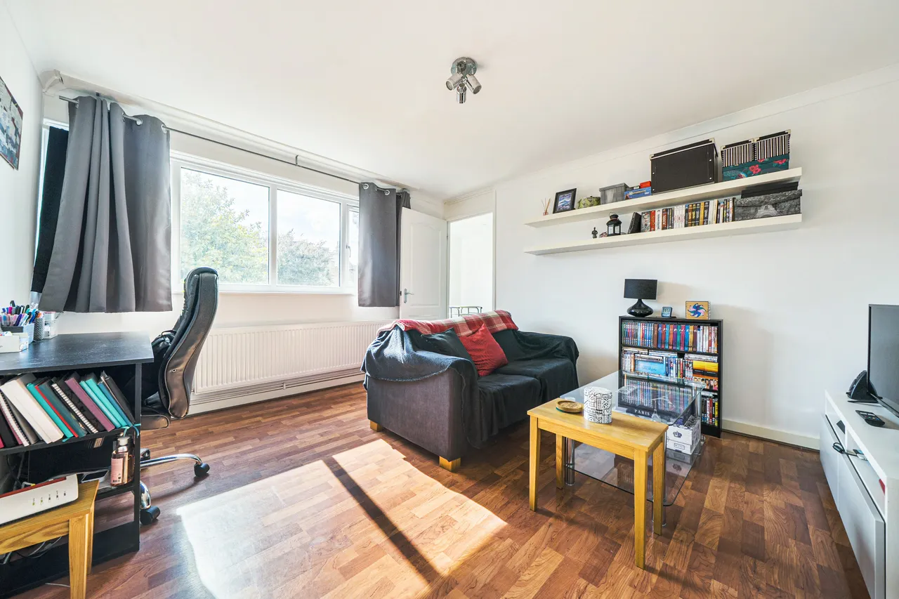 6 Berry Lane, London, photo 3