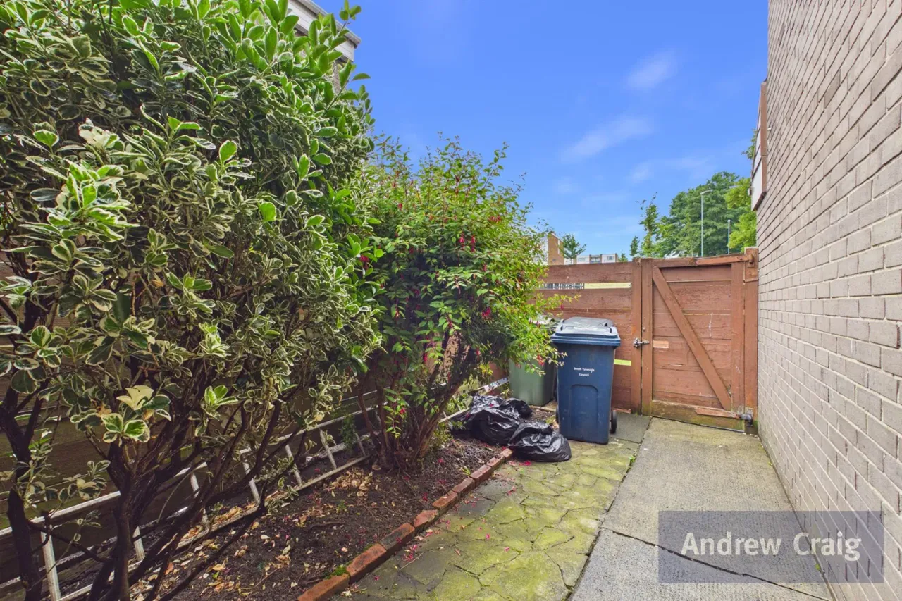 Coston Drive, South Shields, NE33, photo 19