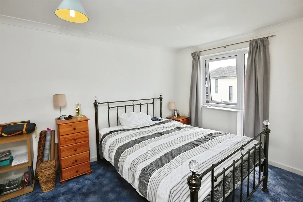 James Road, Gosport, PO13, photo 6