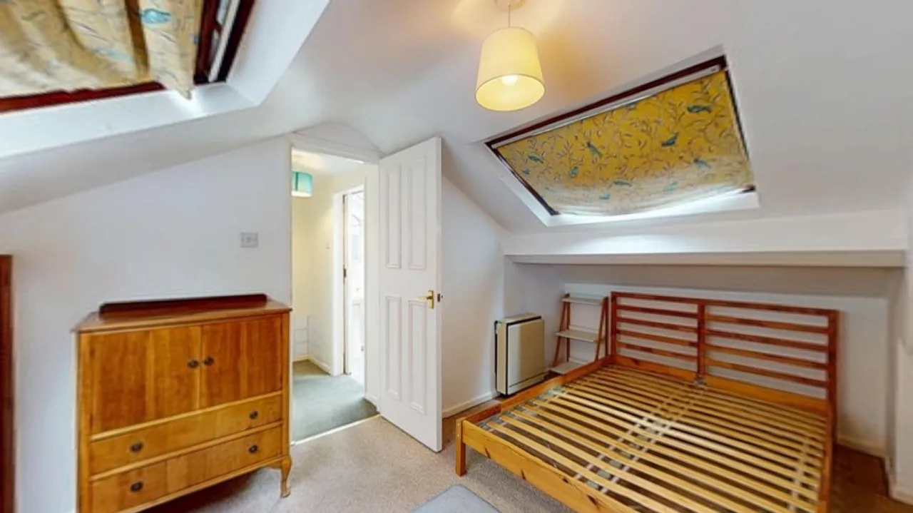 Birdcage Court, Otley, LS21, photo 9