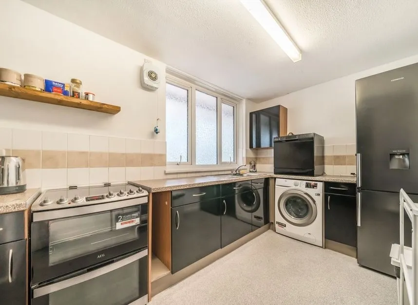 Lockwood Square, Bermondsey, SE16, photo 3
