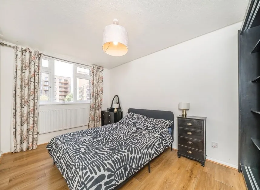 Lockwood Square, Bermondsey, SE16, photo 4