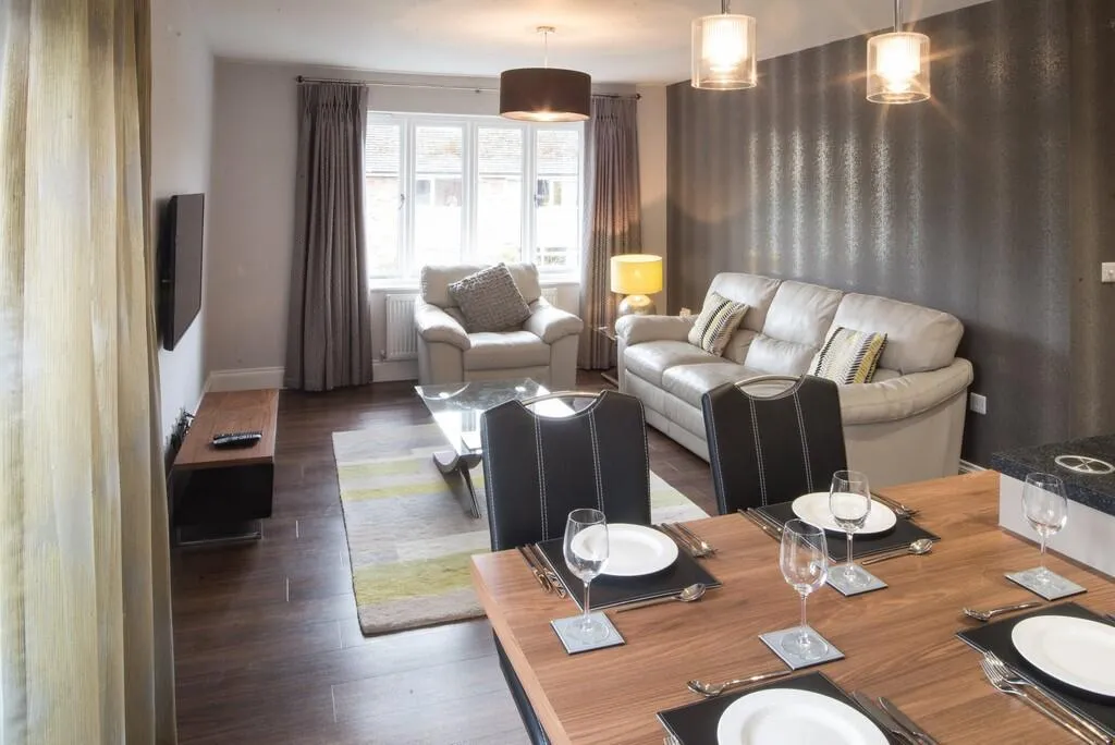 The Avenue, Alderley Edge, SK9, photo 4