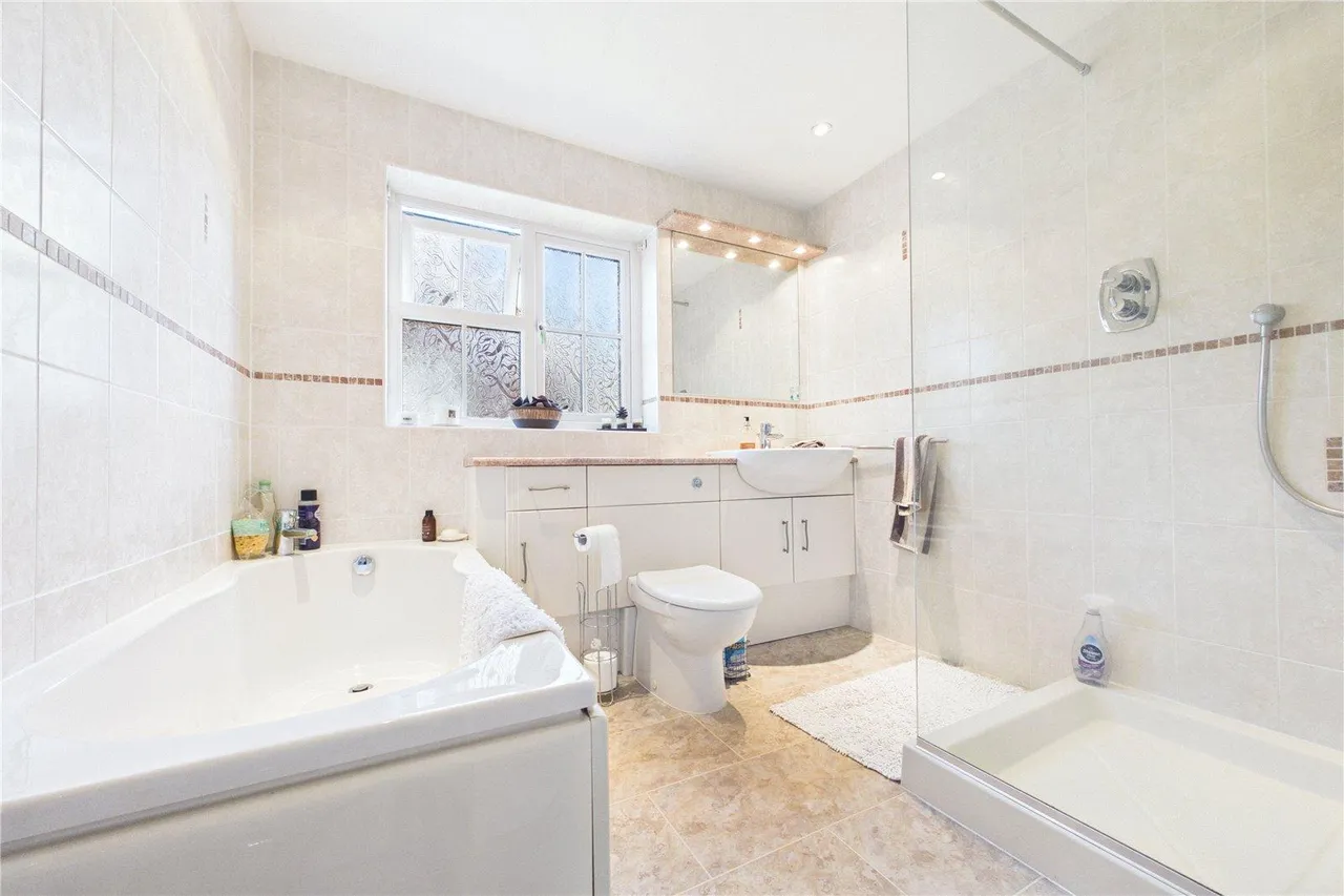 Elm Road, Sherborne St. John, RG24, photo 21