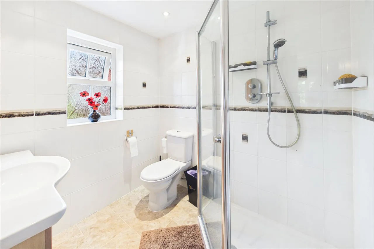 Elm Road, Sherborne St. John, RG24, photo 17