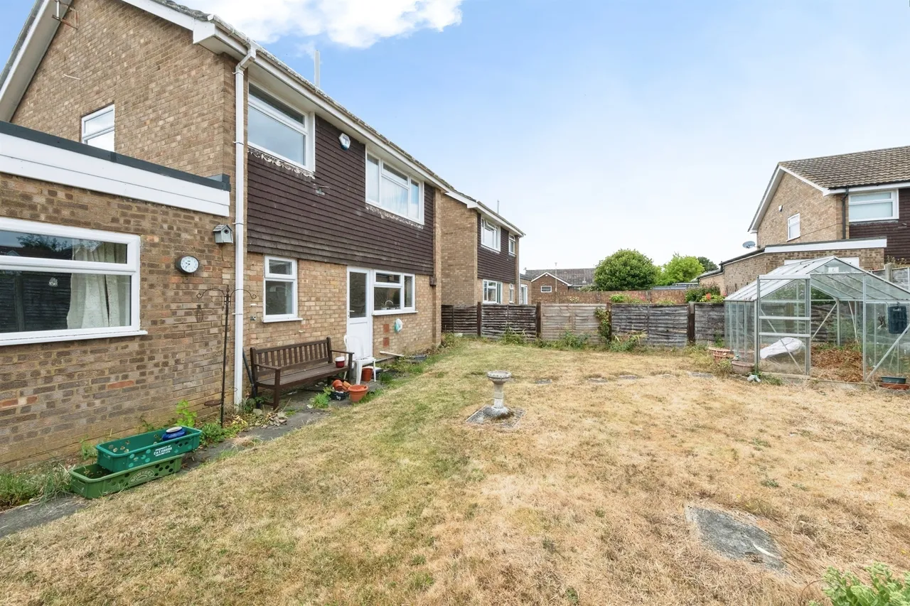 Marlow Drive, Newport Pagnell, MK16, photo 14