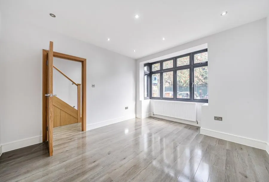 Gaston Road, Mitcham, CR4, photo 9