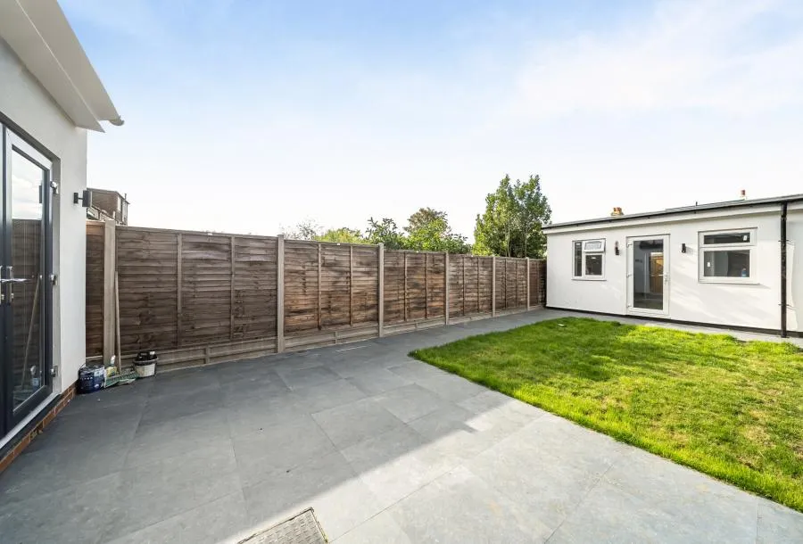 Gaston Road, Mitcham, CR4, photo 5
