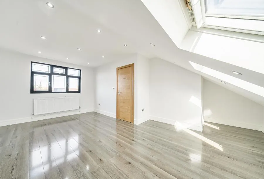 Gaston Road, Mitcham, CR4, photo 14