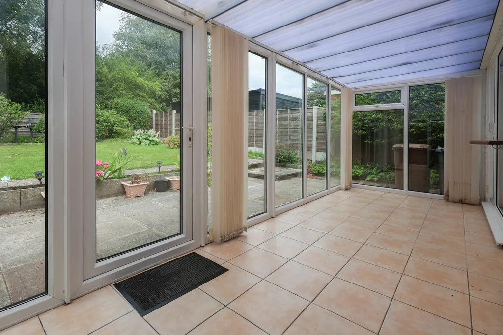 Shawclough Way, Rochdale OL12 7HF, photo 17