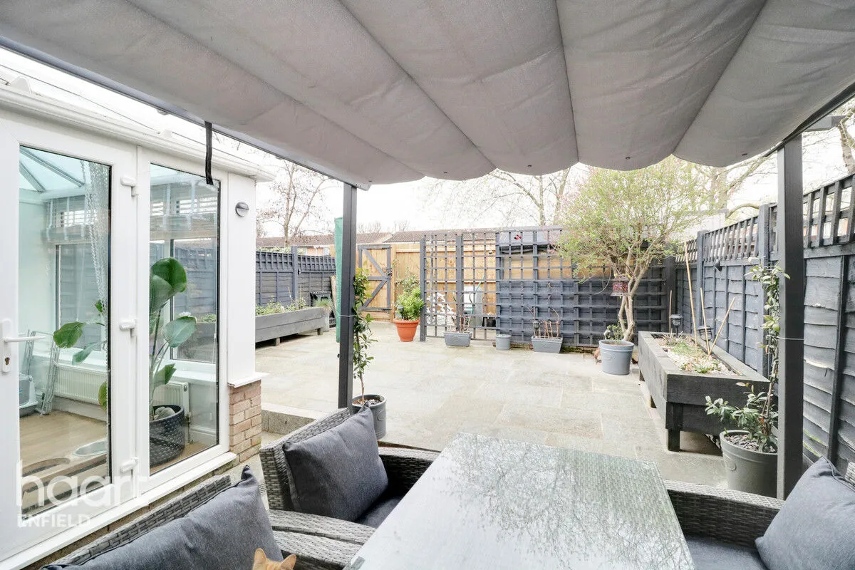 Theydon Court, Waltham abbey, EN9, photo 13