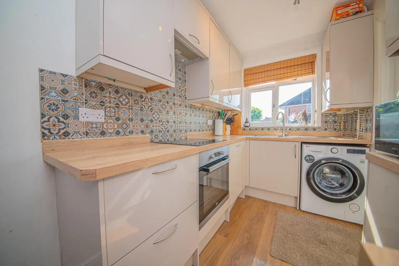Brookwood Avenue, Eastleigh, SO50 9EN, photo 7