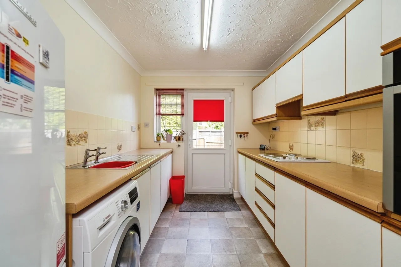 Havergate, Horstead, Norwich, Norfolk, NR12, photo 3