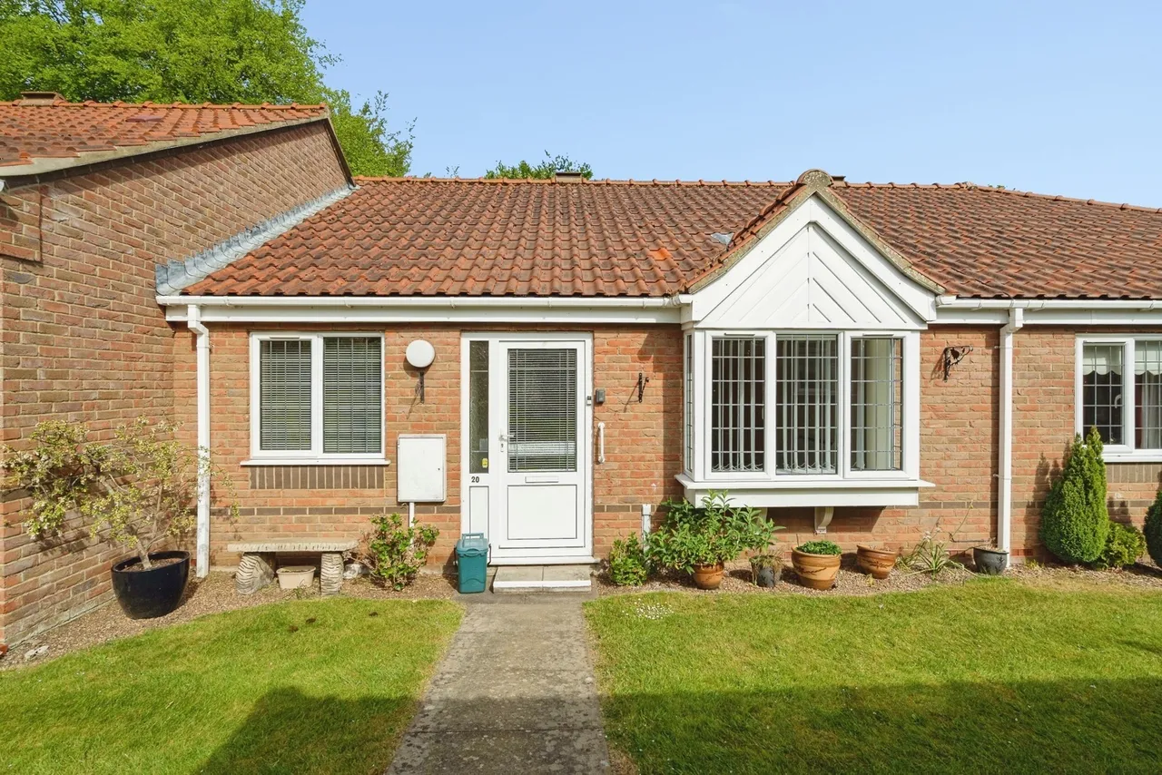 2 bed house for sale — Havergate, Horstead, Norwich, Norfolk, NR12