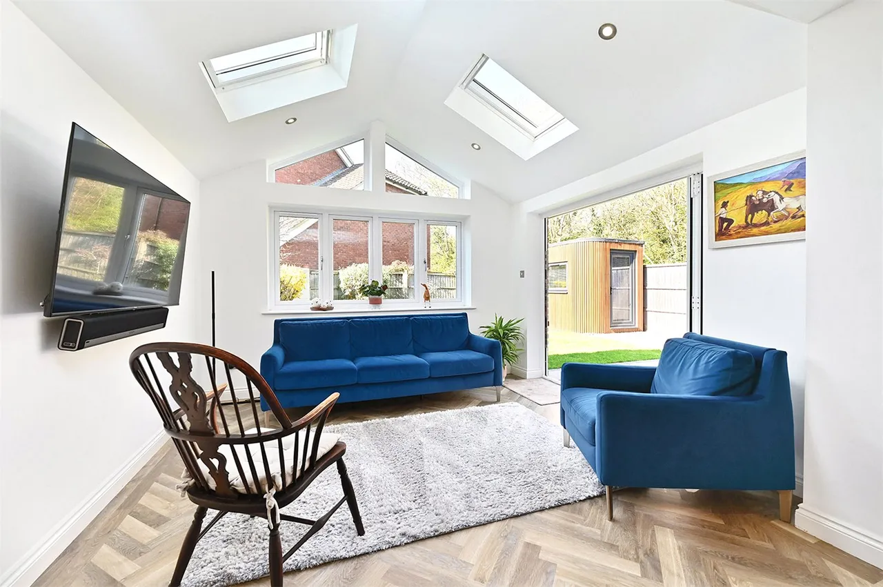 Danvers Drive, Church Crookham, Fleet, Hampshire, GU52 0ZD, photo 4