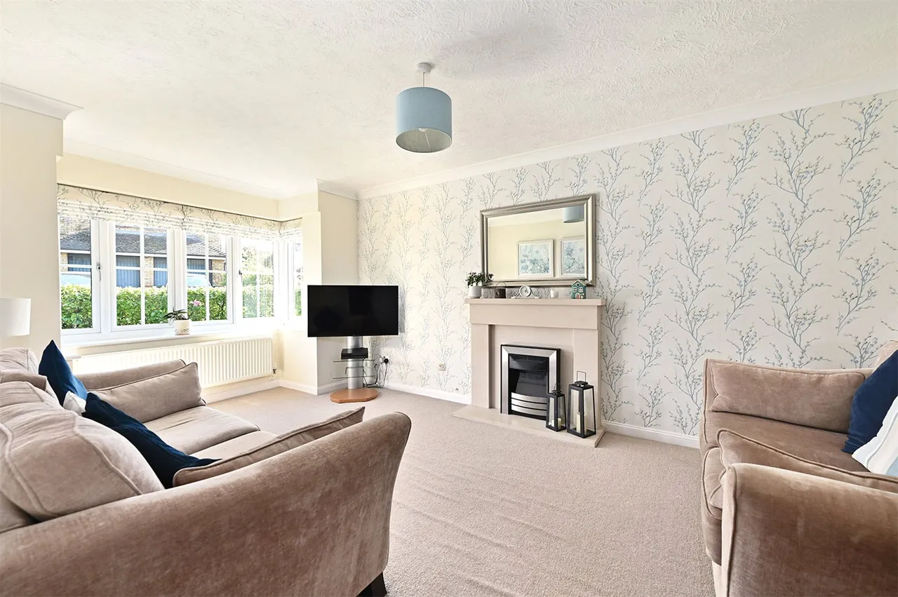 Danvers Drive, Church Crookham, Fleet, Hampshire, GU52 0ZD, photo 6