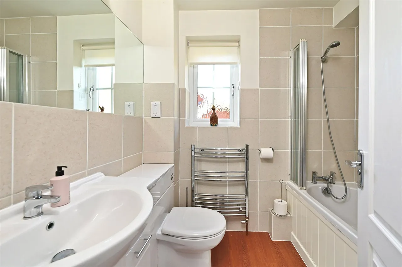 Danvers Drive, Church Crookham, Fleet, Hampshire, GU52 0ZD, photo 13