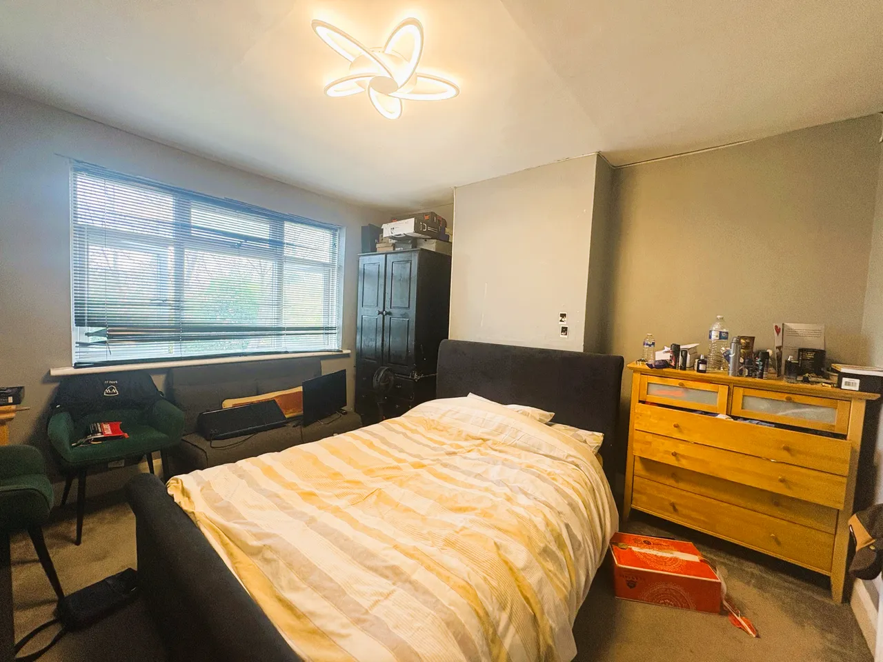Hounslow Road, Hanworth, TW13, photo 8